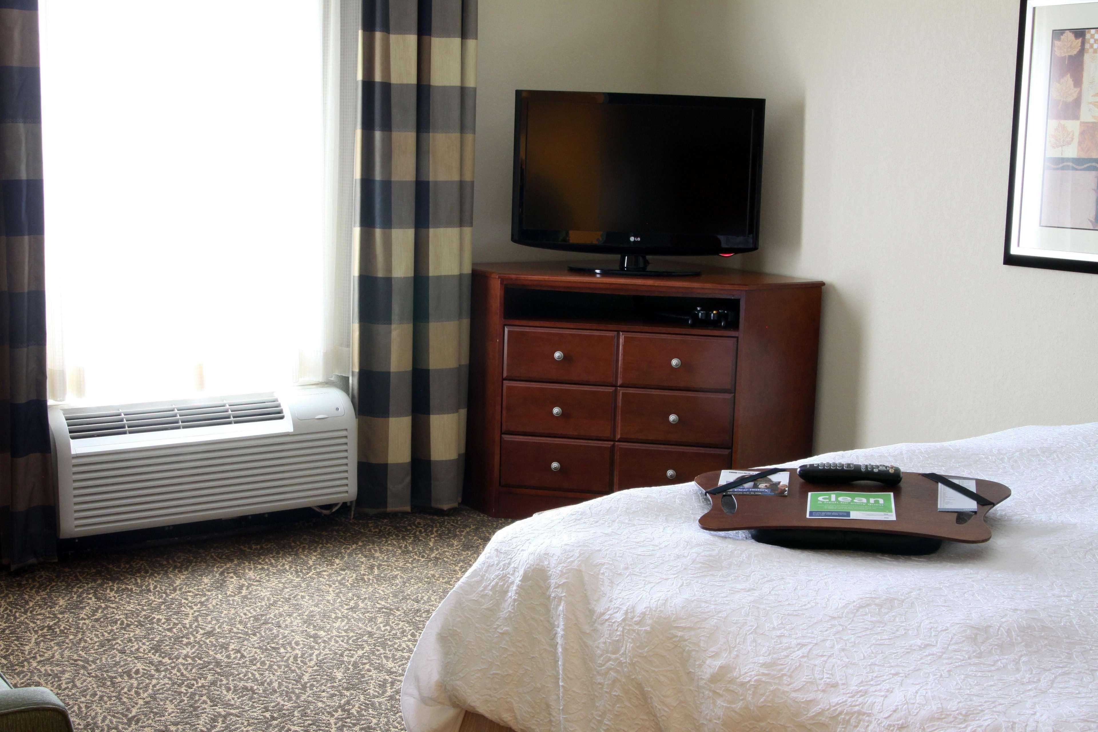 Hampton Inn & Suites Падака Экстерьер фото