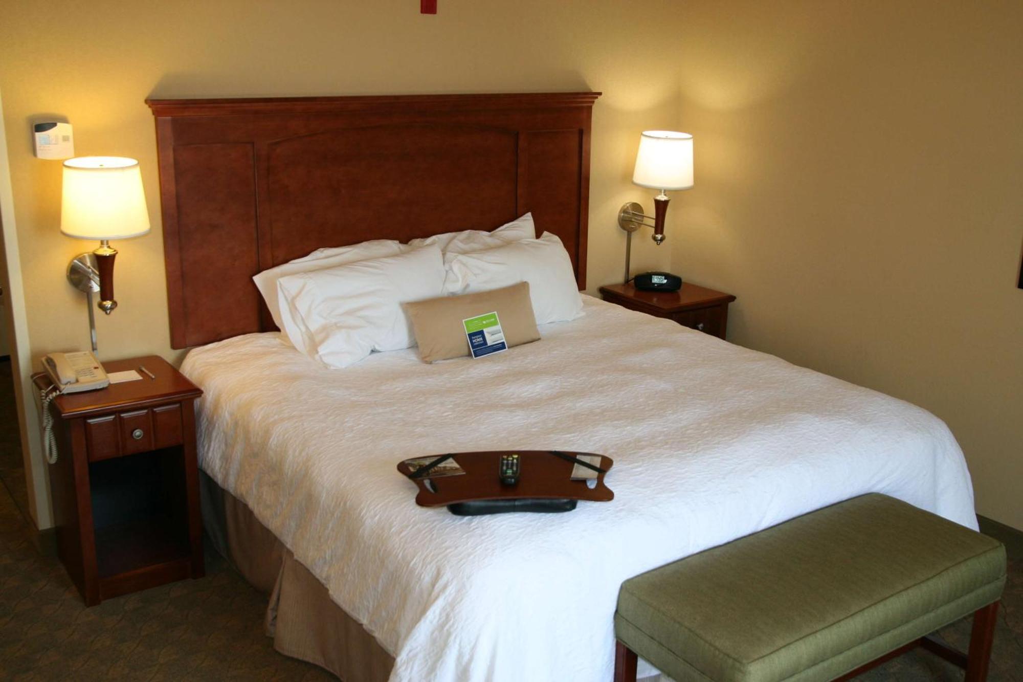 Hampton Inn & Suites Падака Экстерьер фото
