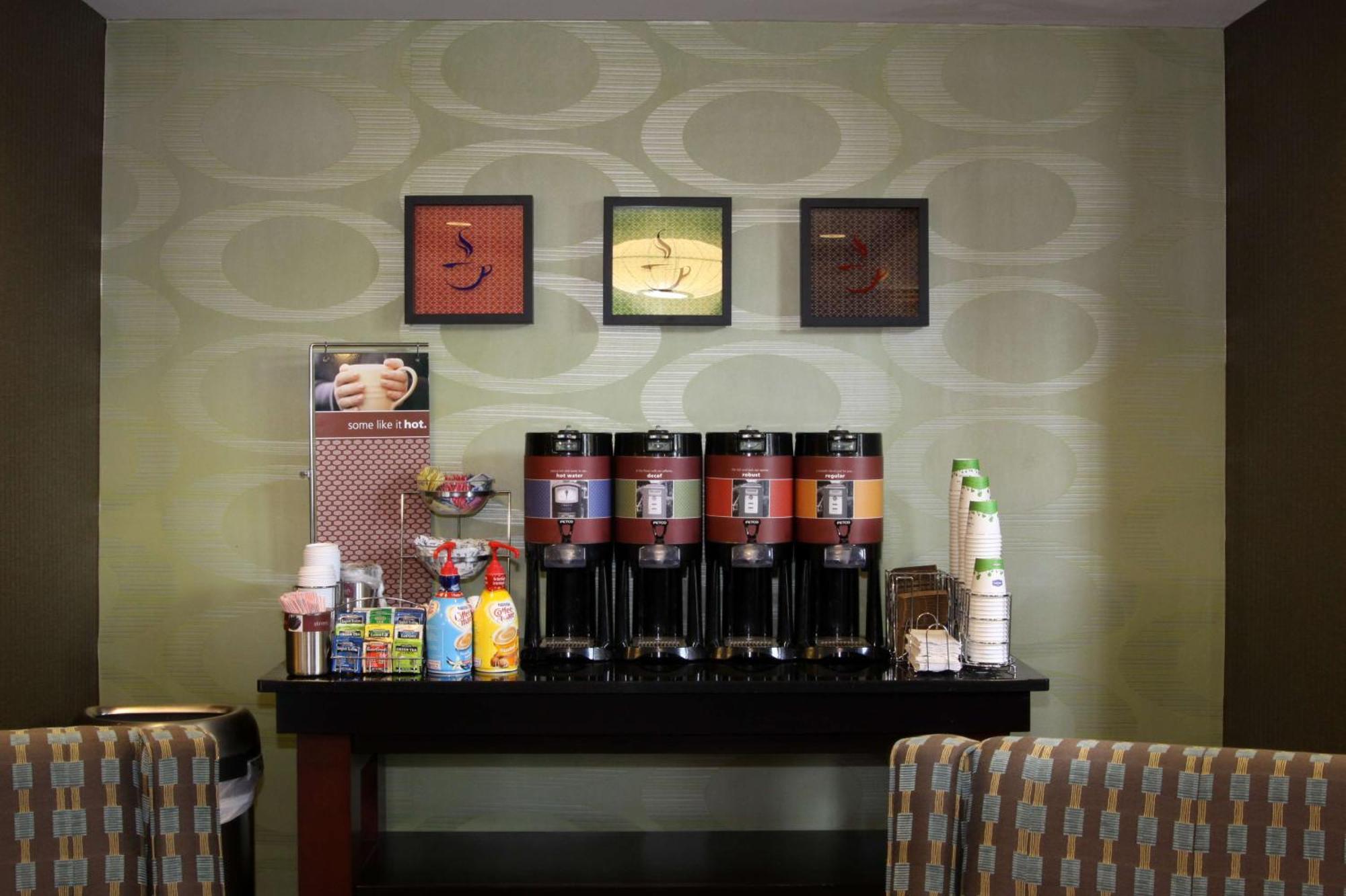 Hampton Inn & Suites Падака Экстерьер фото