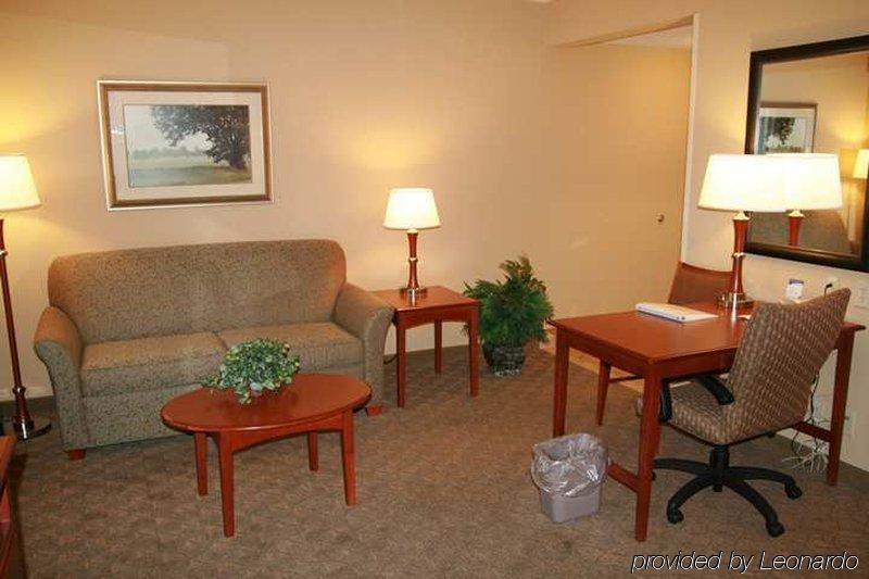 Hampton Inn & Suites Падака Номер фото